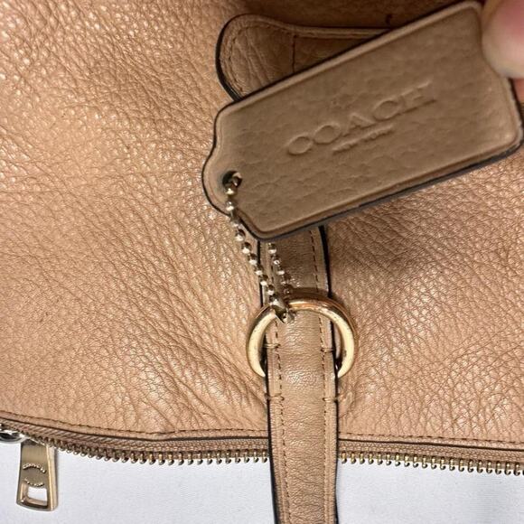 Coach Tan Leather Bag Gold Hardware - Picture 4 of 6